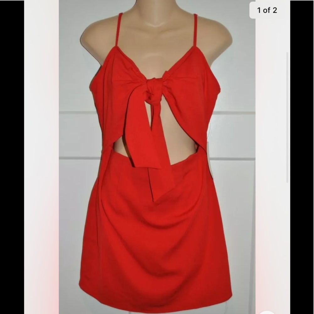 NWT TOBI Cut Out Tie Front Dress M